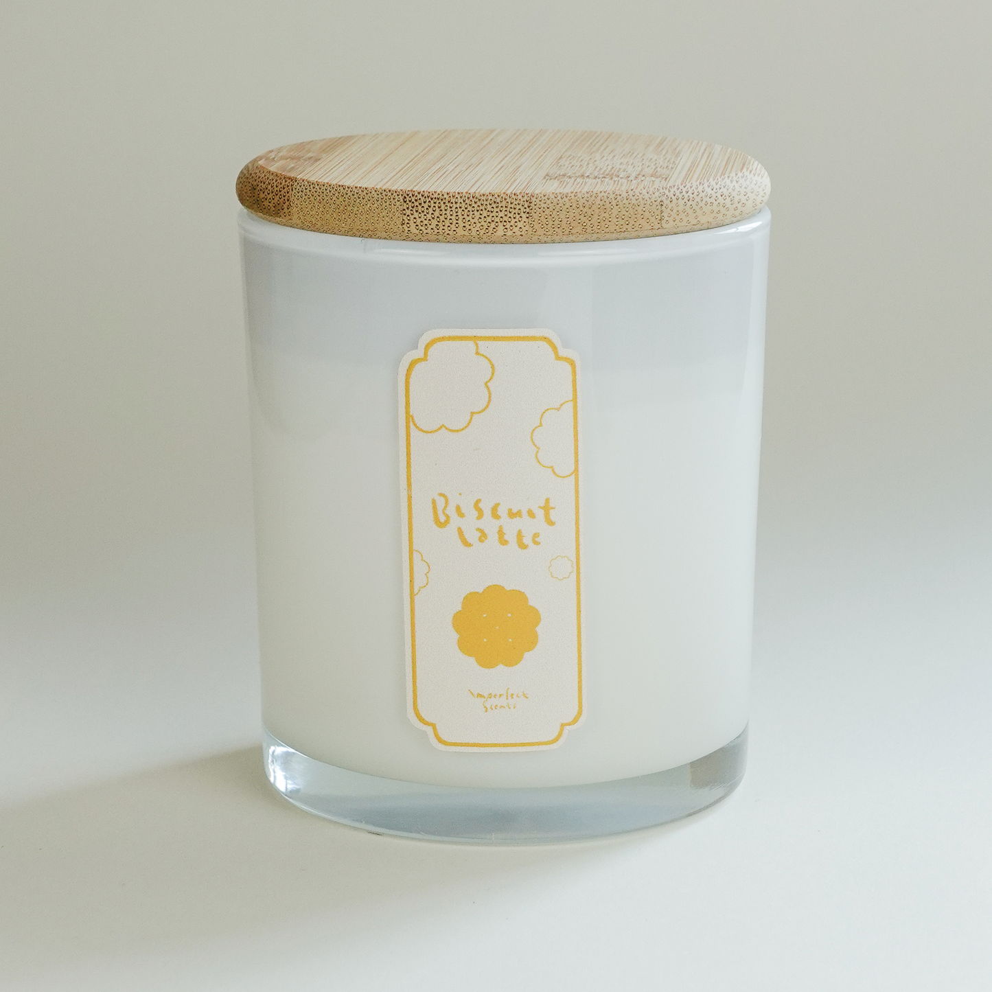 Biscuit Latte Candle (creativity)