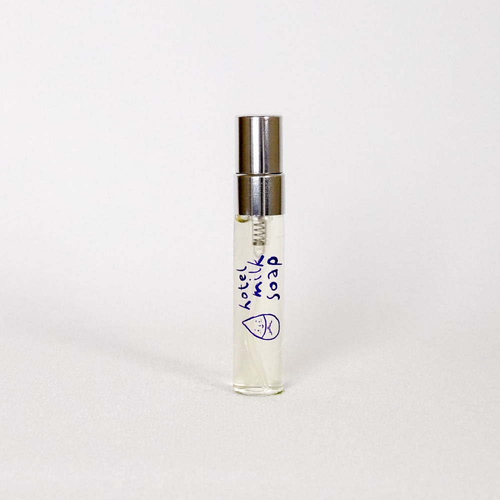 Hotel Milk Soap Liquid Aura (cleansing, test kitchen)