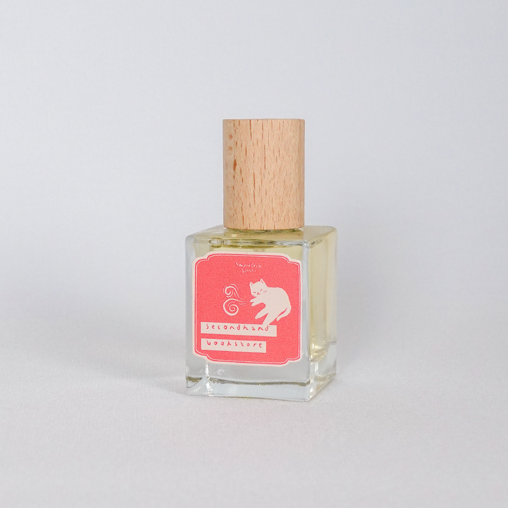 Secondhand Bookstore Liquid Aura (relaxation)
