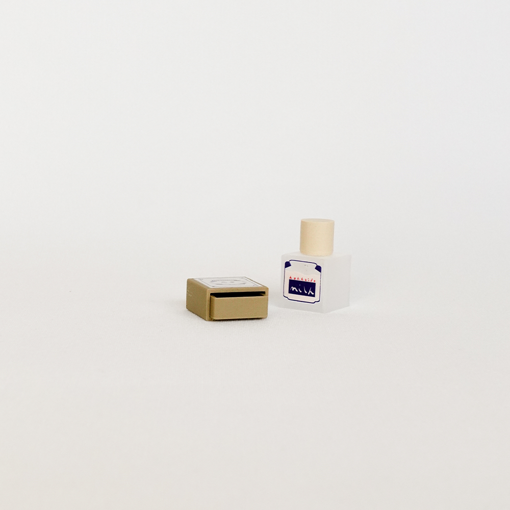 Liquid Aura and Rediscovery Kit Figurine