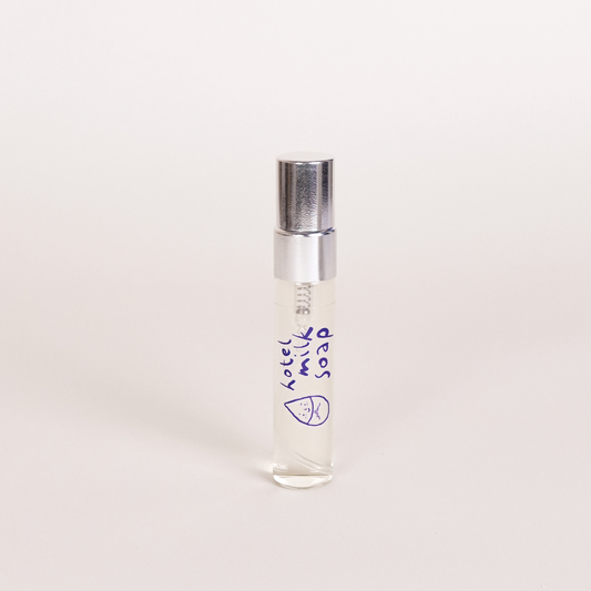 Hotel Milk Soap Liquid Aura (cleansing, test kitchen)