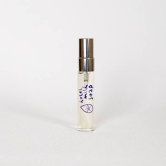 Hotel Milk Soap Liquid Aura (cleansing, test kitchen)