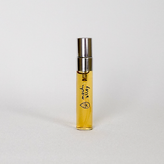 Mochi Alley Liquid Aura (love and attraction, test kitchen)